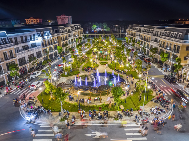 Khu đô thị Vincom Shophouse Royal Park góp phần thay đổi diện mạo đô thị địa phương  